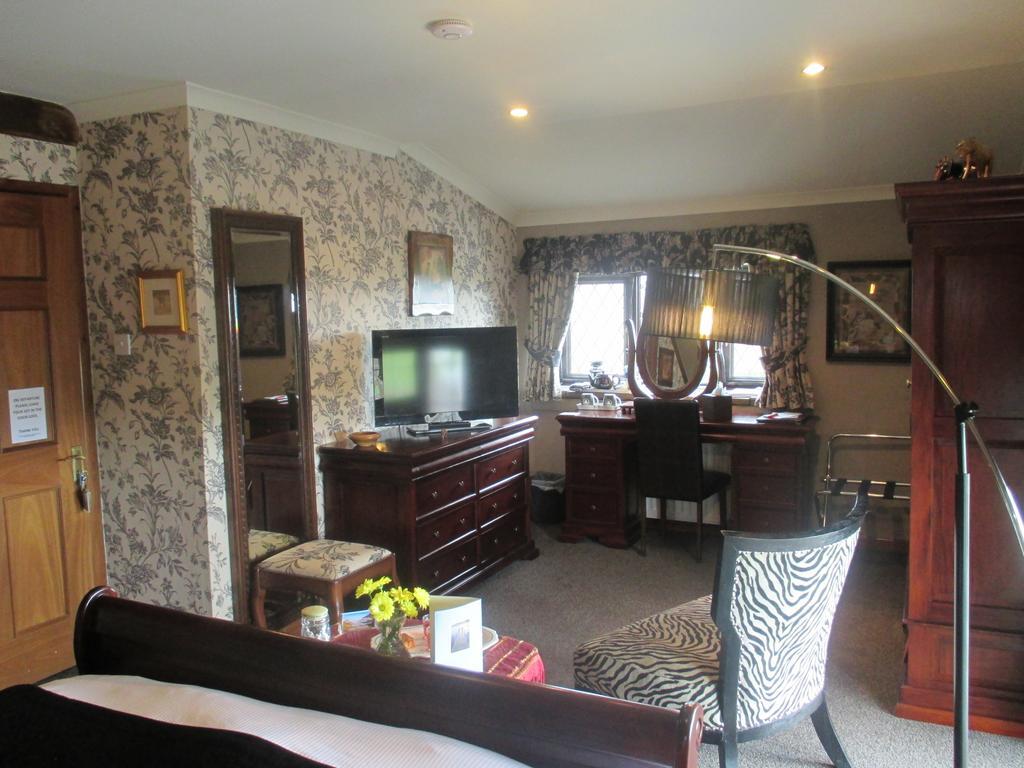 The Old School And Betty'S B&B Whitehaven Room photo